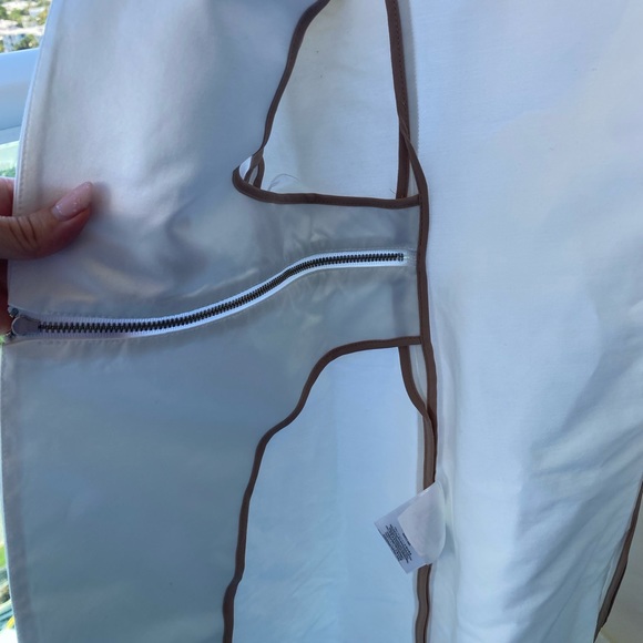 BCBGMaxAzria white jacket - Picture 2 of 8